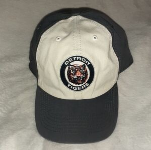 Detroit Tigers Cooperstown Collection Stretch Fit Fitted Baseball Hat Retro Logo